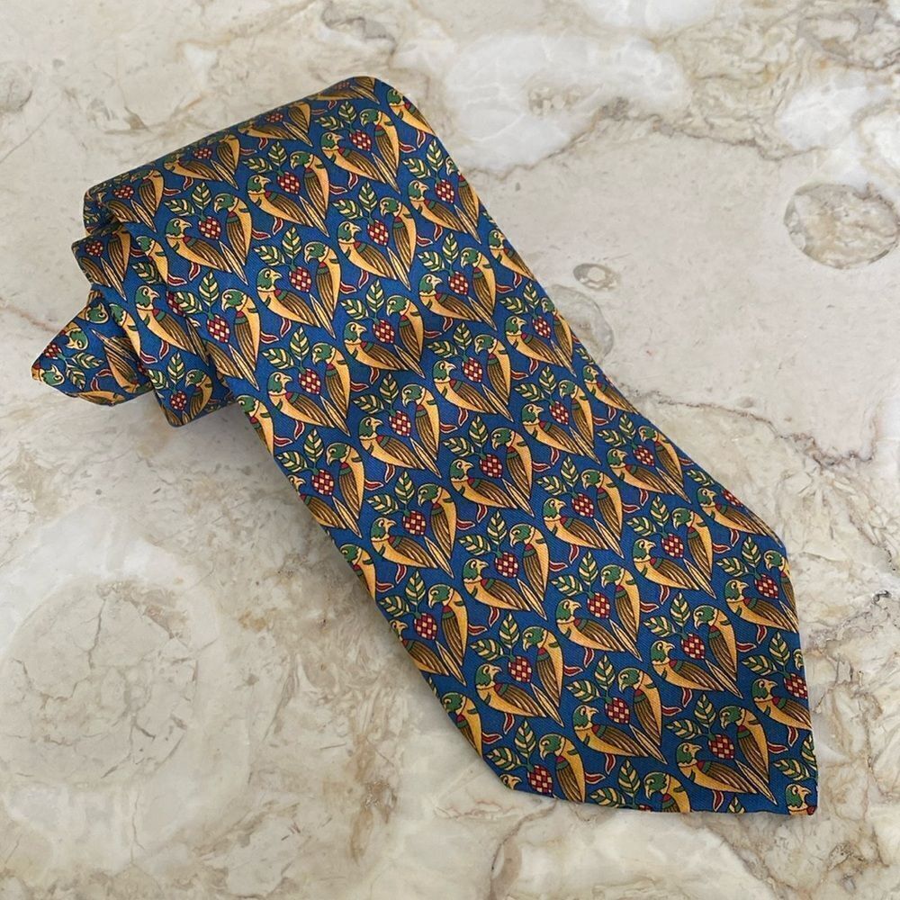 Salvatore Ferragamo 100% Silk Tie Lovebirds